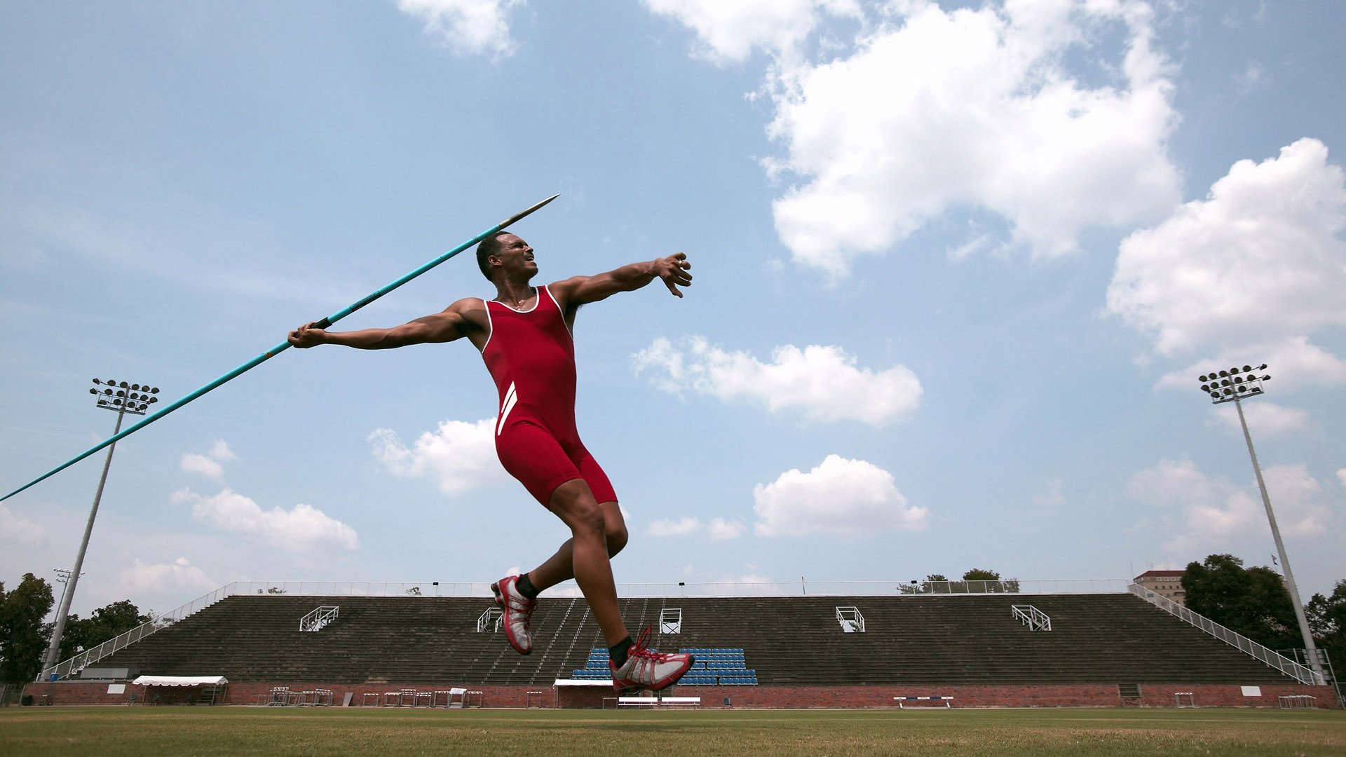 开云娱乐官网-塞维利亚主场战平强敌，积分保持稳定，塞维利亚队